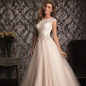 Allure wedding dress #9162